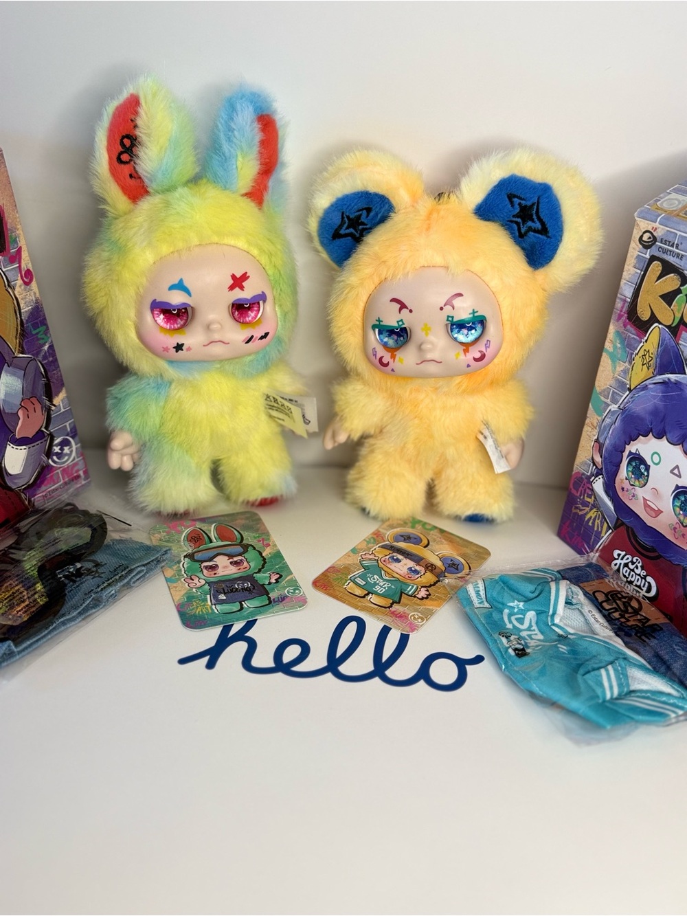 Kimmon-2  Neon New! Collectible